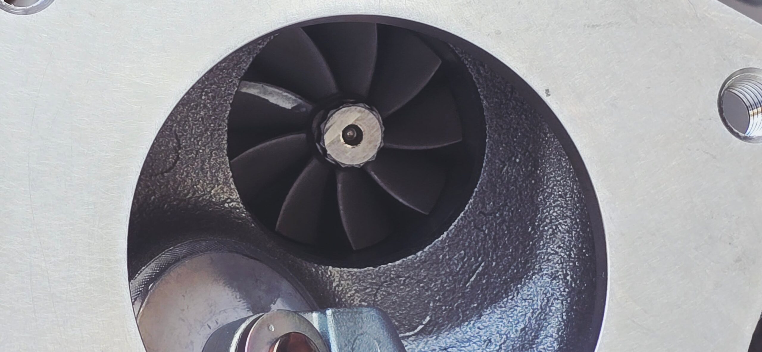 TURBINE MODIFICATE CHEVROLET CAMARO 2.0T 275CV - immagine 3