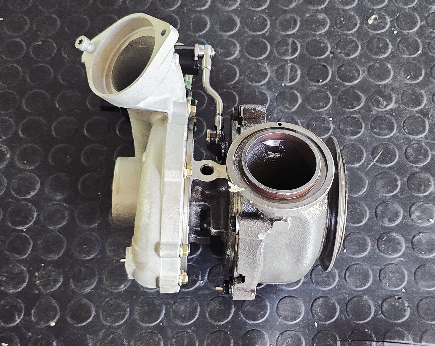 TURBINA MODIFICATA BMW 530D 330D 231CV - immagine 4