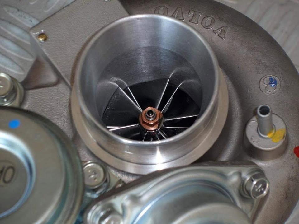 TURBINA MODIFICATA VOLVO 850 T5R 250CV - immagine 2